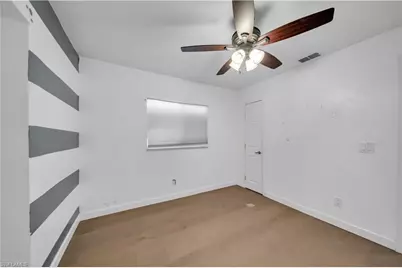 427 SE 19th Ter, Cape Coral, FL 33990 - Photo 23
