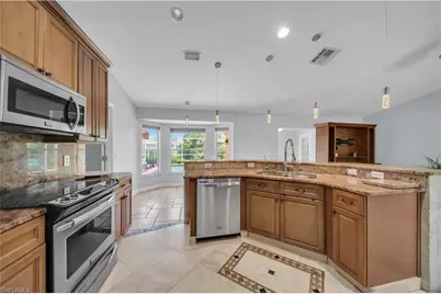 427 SE 19th Ter, Cape Coral, FL 33990 - Photo 15