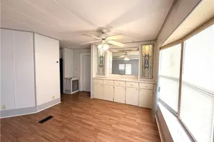 106 Gaslight Ave, North Fort Myers, FL 33917 - Photo 7