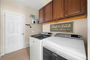 2017 Cape Heather Cir, Cape Coral, FL 33991 - Photo 31