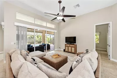 3725 SW 4th Ln, Cape Coral, FL 33991 - Photo 5