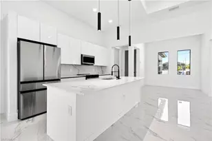 618 NE 12th St, Cape Coral, FL 33909 - Photo 17