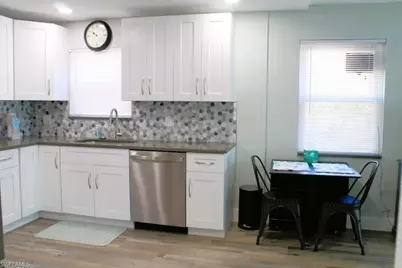 16881 Davis Rd #712, Fort Myers, FL 33908 - Photo 9
