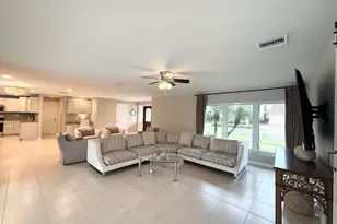 656 Dorando Ct, Marco Island, FL 34145 - Photo 11