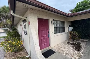 607 SE 47th St, Cape Coral, FL 33904 - Photo 3