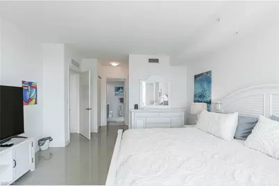 3000 Oasis Grand Blvd #801, Fort Myers, FL 33916 - Photo 13
