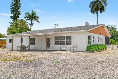 20 Estate Dr, North Fort Myers, FL 33917 - Photo 15