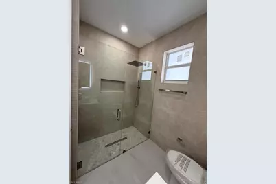 2835 NE 5th Pl, Cape Coral, FL 33909 - Photo 31