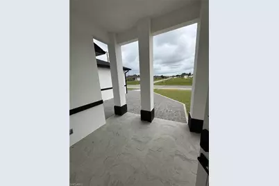 2835 NE 5th Pl, Cape Coral, FL 33909 - Photo 41