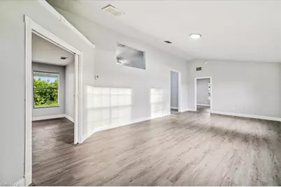 2701 SW 8th Ct, Cape Coral, FL 33914 - Photo 5