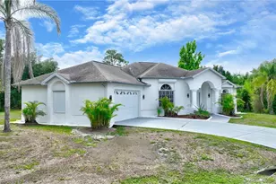 606 Lincoln Ave, Lehigh Acres, FL 33972 - Photo 7