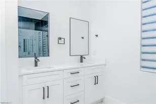 1142 Eclipse St E, Lehigh Acres, FL 33974 - Photo 13