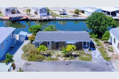 2920 Harpoon Ln, Saint James City, FL 33956 - Photo 3