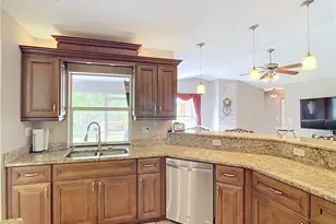 14401 Hampton Lake Ct, Fort Myers, FL 33908 - Photo 11