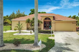 14401 Hampton Lake Ct, Fort Myers, FL 33908 - Photo 3
