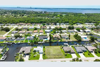 1041 SE 23rd Ave, Cape Coral, FL 33990 - Photo 1