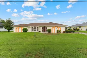 315 SE 20th Ct, Cape Coral, FL 33990 - Photo 31