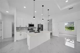 438 Poplar St, Lehigh Acres, FL 33974 - Photo 5