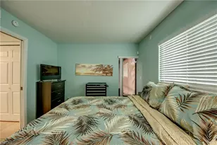 4904 Vincennes Ct, Cape Coral, FL 33904 - Photo 23
