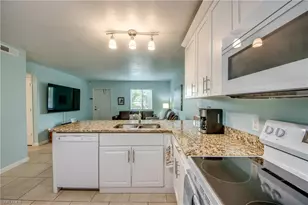 4904 Vincennes Ct, Cape Coral, FL 33904 - Photo 19