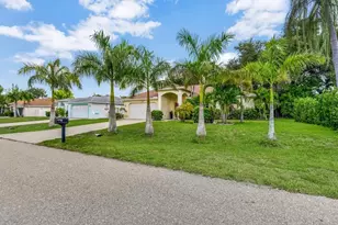 206 SE 28th Terrace, Cape Coral, FL 33904 - Photo 27