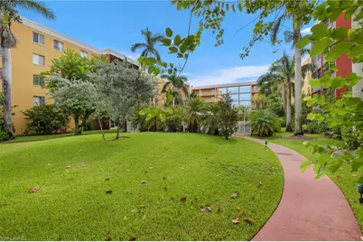 2366 E Mall Dr #213, Fort Myers, FL 33901 - Photo 23