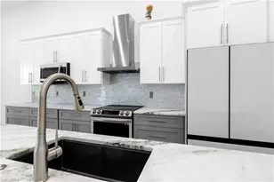 509 NE 5th Terrace, Cape Coral, FL 33909 - Photo 15
