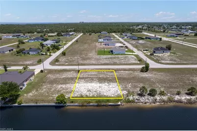 4106 NW 39th Ln, Cape Coral, FL 33993 - Photo 5