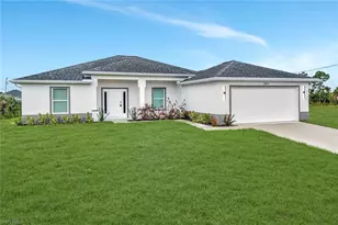 4110 NE 23rd Pl, Cape Coral, FL 33909 - Photo 1