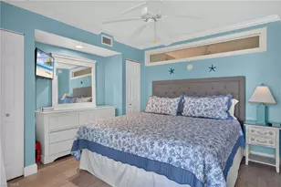 1501 Middle Gulf Dr, Sanibel, FL 33957 - Photo 11