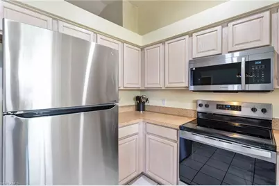219 NE 7th Pl, Cape Coral, FL 33909 - Photo 27