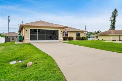 219 NE 7th Pl, Cape Coral, FL 33909 - Photo 3