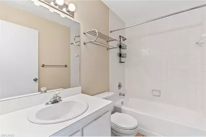 9305 Lake Park Dr #204, Fort Myers, FL 33919 - Photo 11