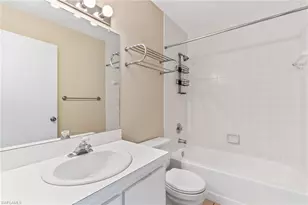 9305 Lake Park Dr, Fort Myers, FL 33919 - Photo 11