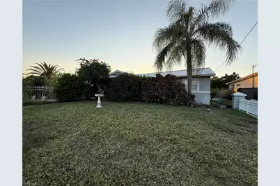 4702 Olive Ave S, Lehigh Acres, FL 33976 - Photo 1