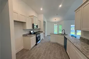 302 SE 1st Terrace, Cape Coral, FL 33990 - Photo 17