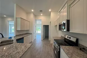 302 SE 1st Terrace, Cape Coral, FL 33990 - Photo 19