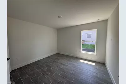 302 SE 1st Ter, Cape Coral, FL 33990 - Photo 23