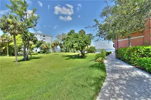 2743 First St, Fort Myers, FL 33916 - Photo 41