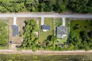 1055 Asther St E, Lehigh Acres, FL 33974 - Photo 31