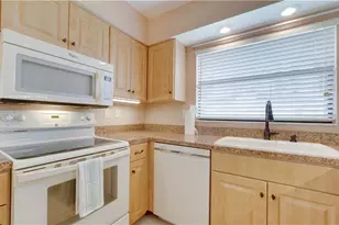 1220 SE 6th Terrace, Cape Coral, FL 33990 - Photo 7