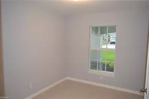 1127 NE 10th St, Cape Coral, FL 33909 - Photo 9
