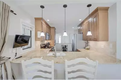 13103 Regent Cir, Fort Myers, FL 33966 - Photo 5