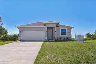9006 S Castle Cir, Labelle, FL 33935 - Photo 1