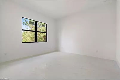 2001 Curry Ave N, Lehigh Acres, FL 33971 - Photo 15