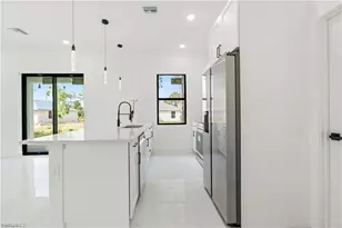 2001 Curry Ave N, Lehigh Acres, FL 33971 - Photo 9