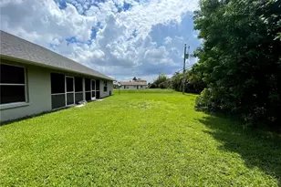 908 Cape Coral Pkwy W, Cape Coral, FL 33914 - Photo 21