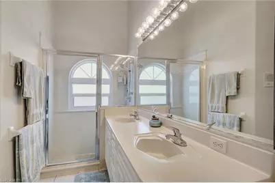 809 Robert Ave, Lehigh Acres, FL 33936 - Photo 19