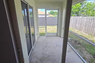 1032 SE 11th St, Cape Coral, FL 33990 - Photo 3