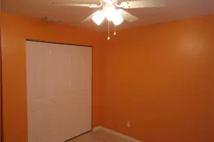 271 SW 4th St, Cape Coral, FL 33991 - Photo 5